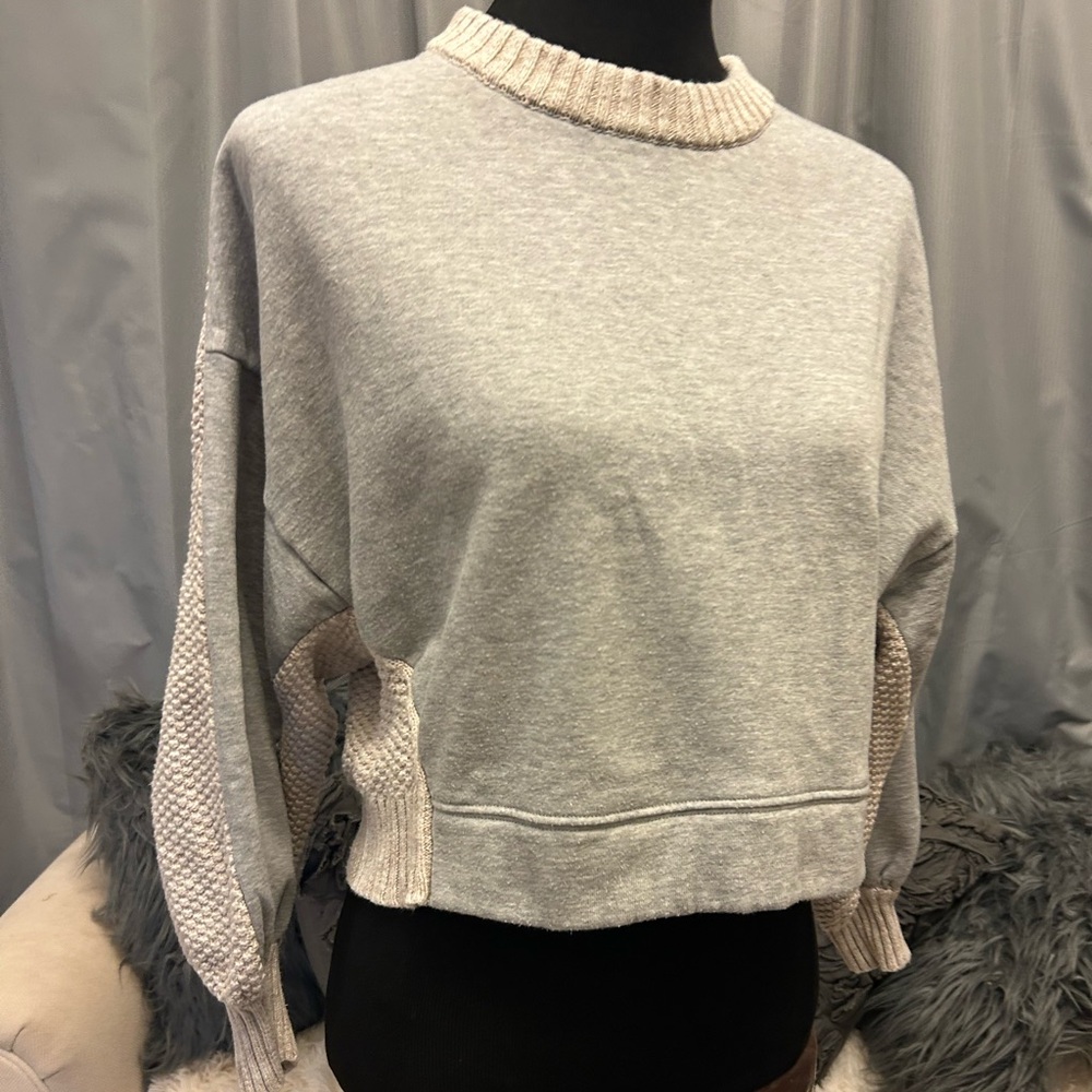 50%offw❤️ Anthropologie Splendid Cropped Jayla Sweater Pullover S 126 multimedia